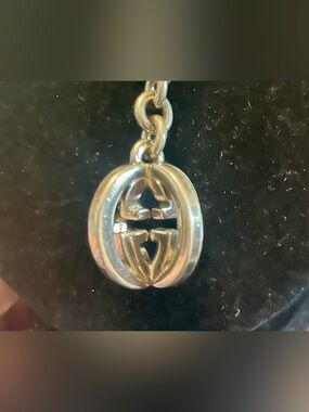 Gucci, authentic Silver Interlocking GG Pendant Necklace Charm